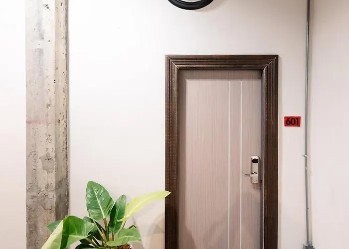 Hostal Kosin House *